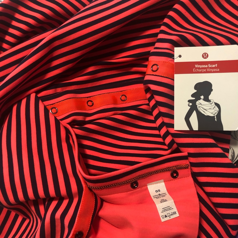 Lululemon scarf